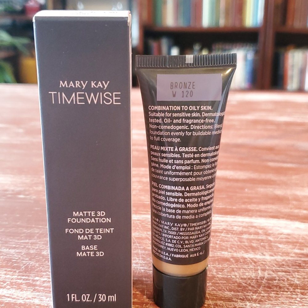 Bronze W 120 Matte 3D Foundation - Mary Kay